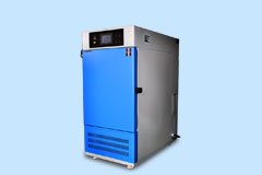 <b>用戶在使用藥品穩(wěn)定性試驗箱時應注意哪些？</b>